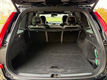 Volvo XC90 - 8