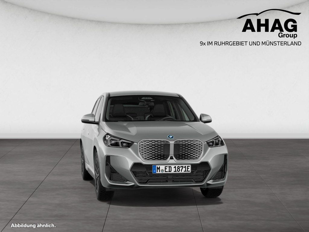 BMW iX1 - Bild 10