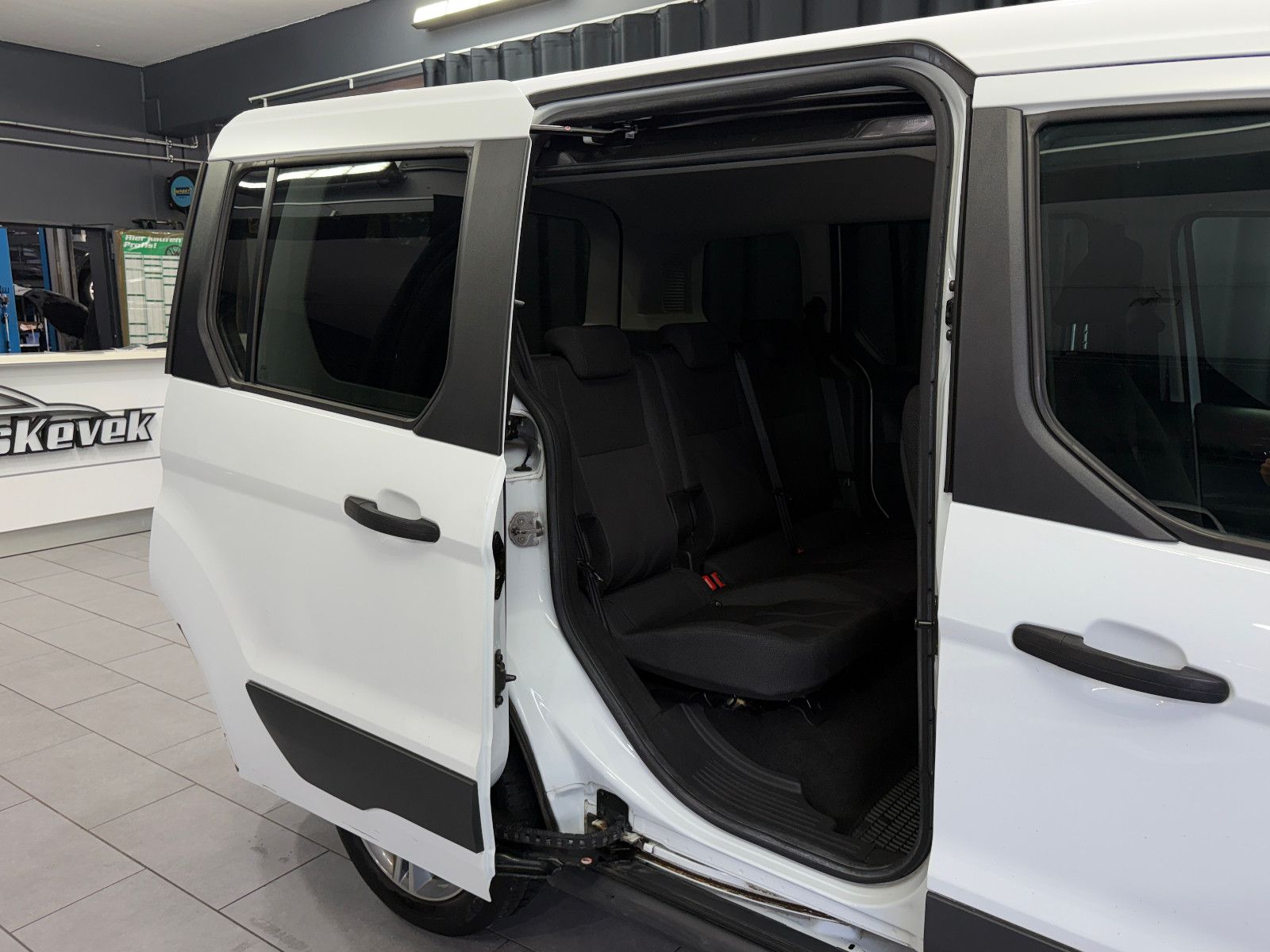 Fahrzeugabbildung Ford Tourneo Connect Trend|KLIMA|PDC