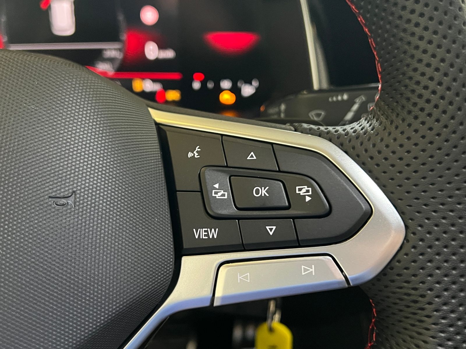 Fahrzeugabbildung Volkswagen Polo GTI 2.0 TSI DSG *IQ.Light, ACC, Ready2Disco