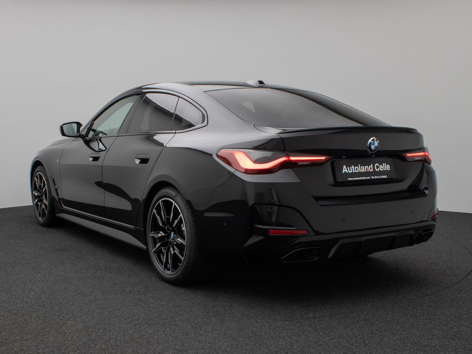 Fahrzeugabbildung BMW M440i xD GC Glasdach Kamera Laser HUD H/K 19Zoll