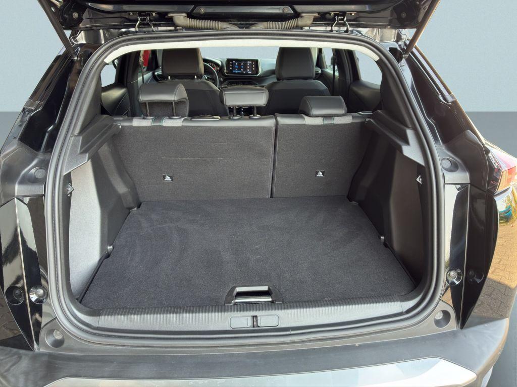 Peugeot 2008 PureTech 130 Allure