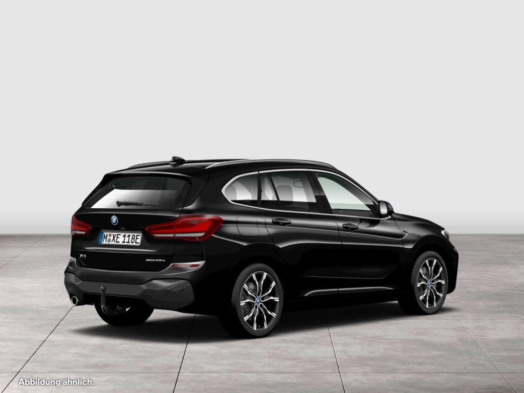 BMW X1 xDrive25e A M Sport HUD ACC AHK RFK NAVI LED