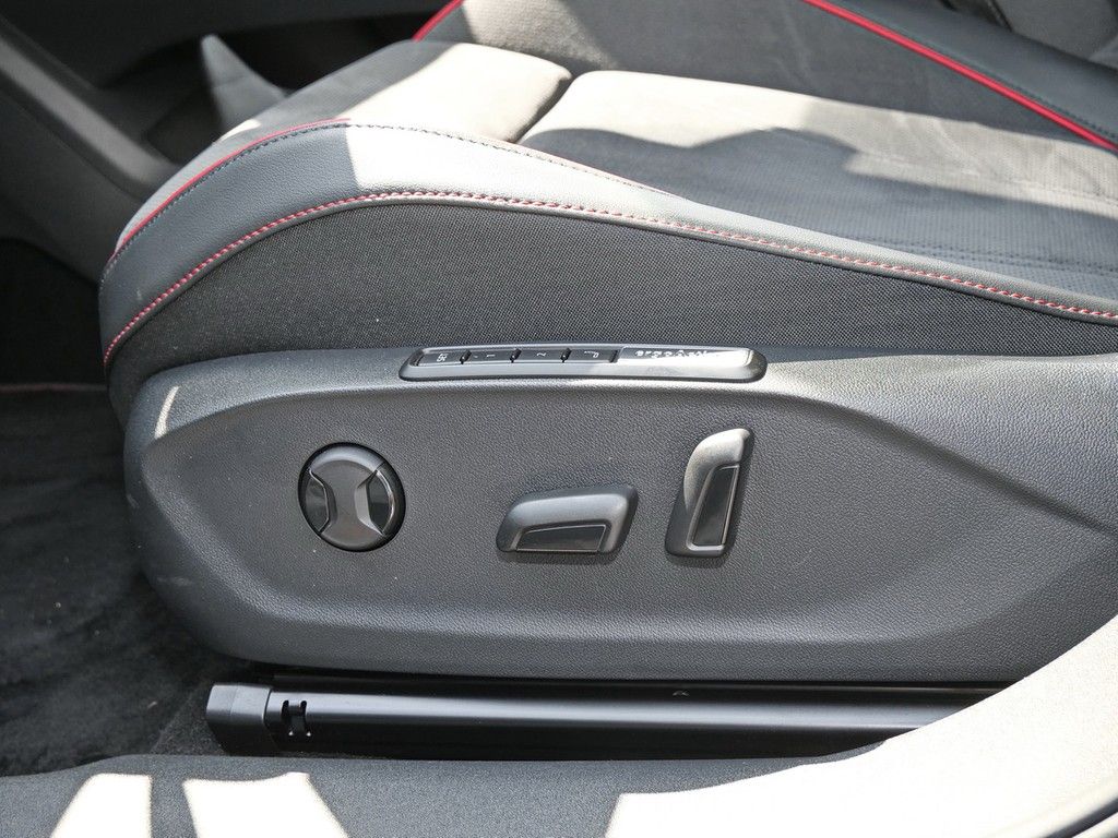 Volkswagen ID.7 Tourer GTX 4Motion H&K ACC DCC MATRIX 360° foto 16