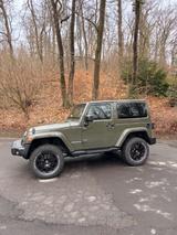 Jeep Wrangler 2.8l CRD Sahara Automatik Sahara - Jeep Gebrauchtwagen in Wiesbaden