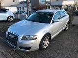 Audi A3 Sportback 1.4 TFSI Attraction*STANDHEIZUNG* - Audi A3: 2008