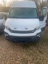 Iveco 35s13 2,3 12 M3 AUT - Iveco: 35s13