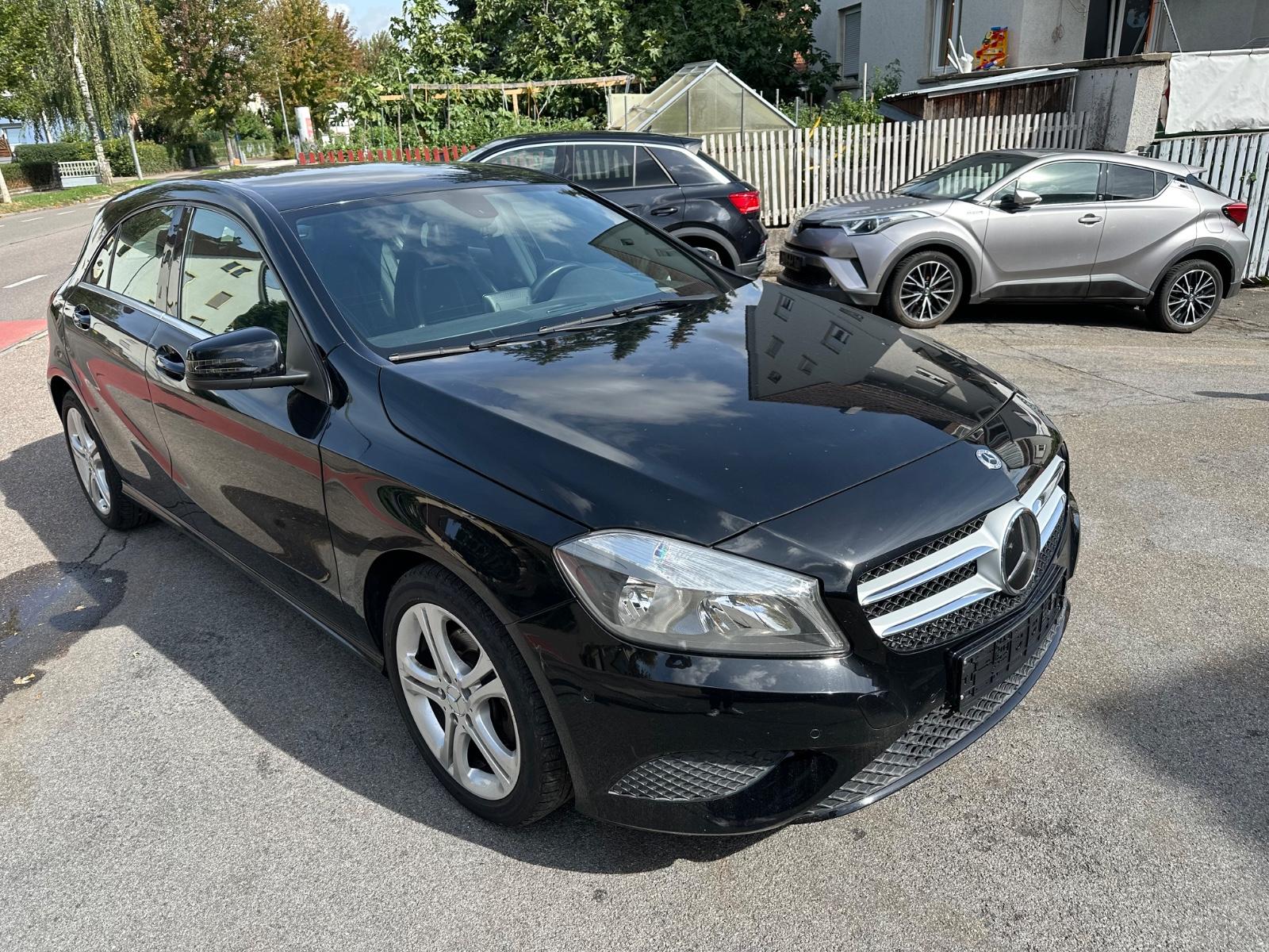 Mercedes-Benz A 180 BlueEfficiency Urban/ Navi/ PDC/ SHZ/ AHK