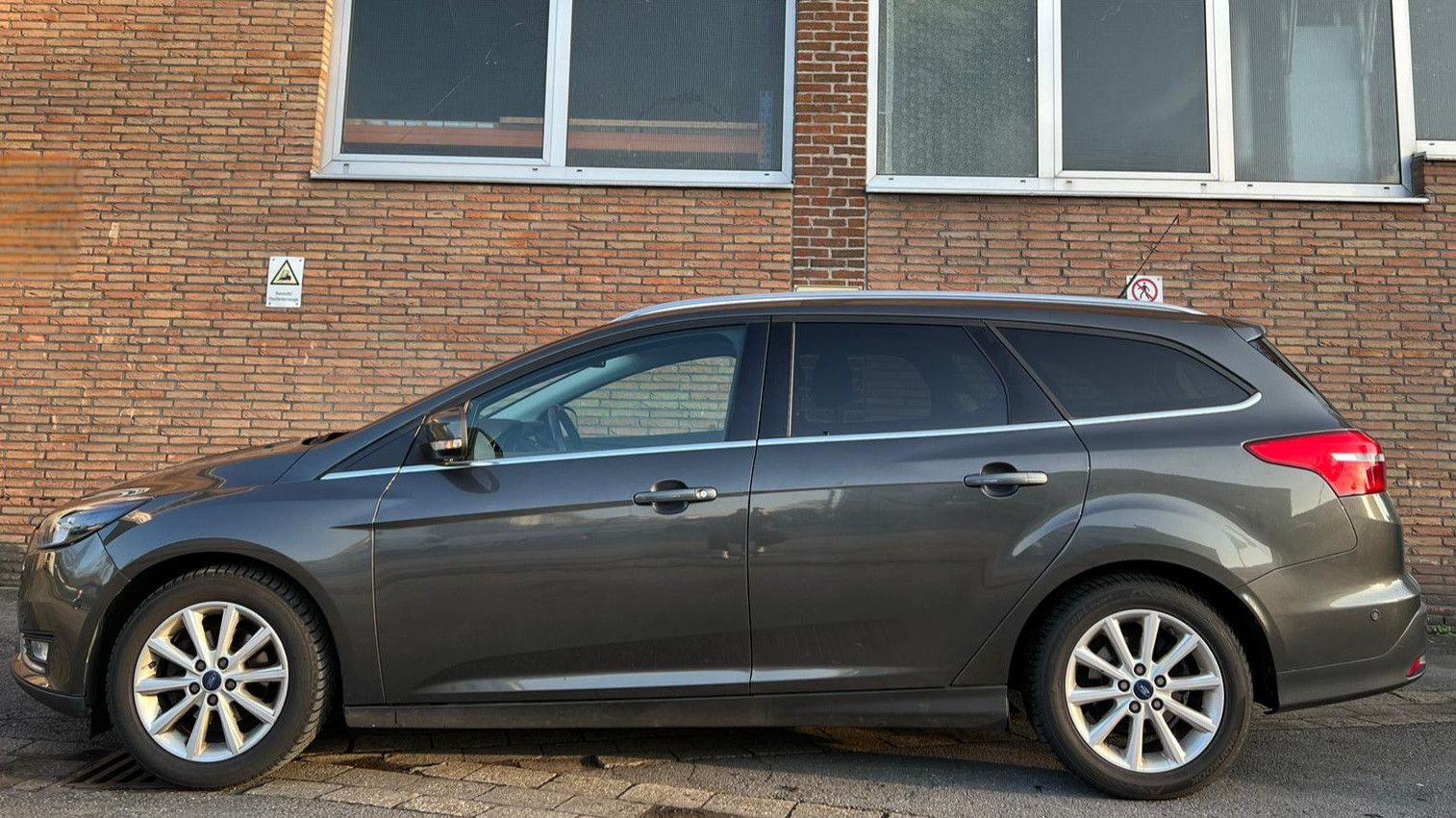 FORD Focus Turnier Titanium selbst Parkassistent