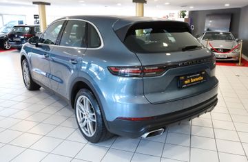 Porsche Cayenne - 5