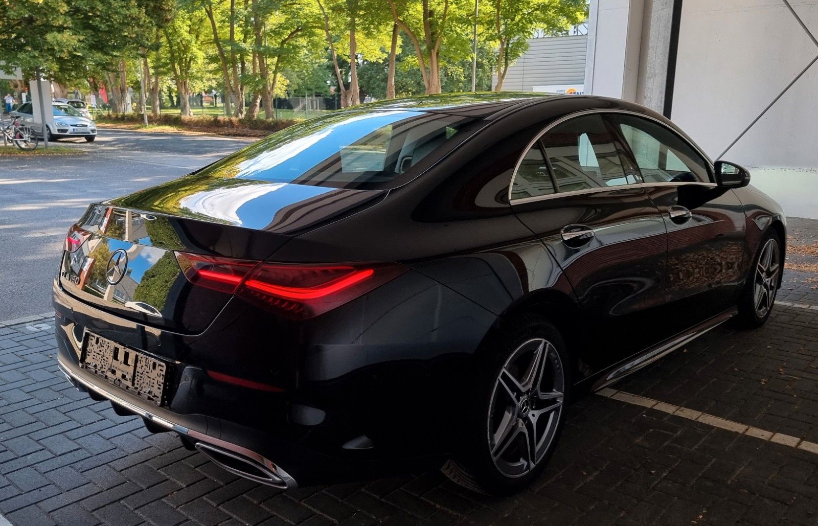 Mercedes-Benz CLA 180-AMG.LINE-KAMERA-ALCANTARA-SPUTHALTE foto 5