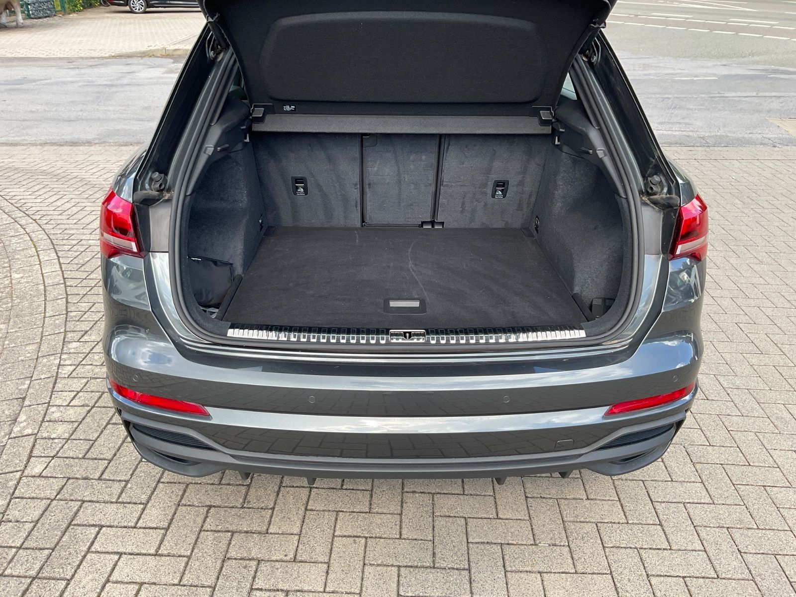Fahrzeugabbildung Audi Q3 35 TDI S tronic S line,Kamera,VirtualDisplay