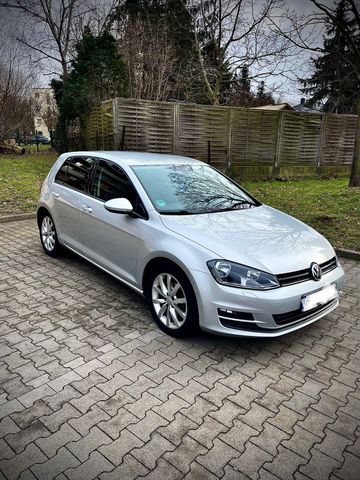 Volkswagen VW GOLF 7 2.0 TDI 150PS, Tüv+ Zahnriemen Neu