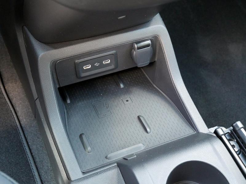 Mercedes-Benz T 180 PROGRESSIVE NAVI AUTOMATIK LED KAMERA 7SIT