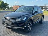 Volkswagen Touareg V6 TDI*146Tkm R-Line Executive Edition - Volkswagen Touareg: Executive