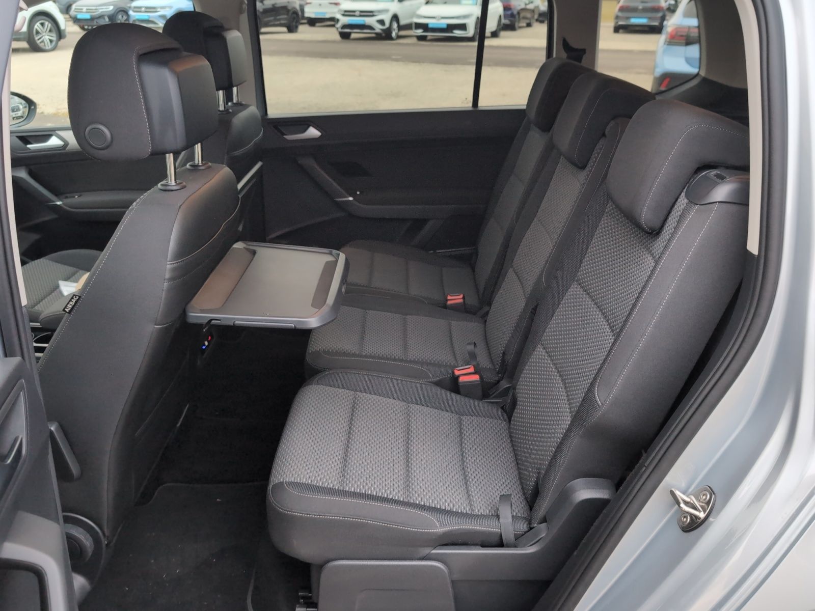 Volkswagen Touran - Bild 14