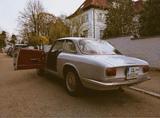 Alfa Romeo GT 1300 Junior - Alfa Romeo GT: Coupe