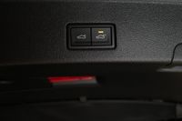 Volkswagen Touareg 3.0TDI 4Motion AHK StdHz Luft Keyless  L