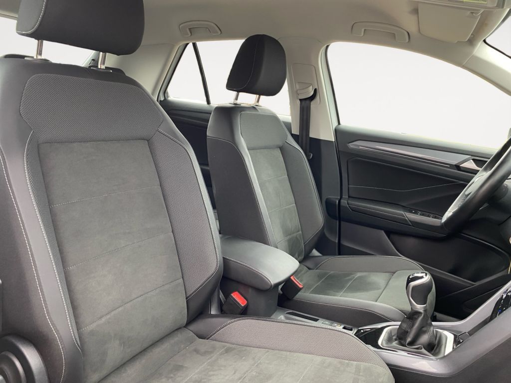 Fahrzeugabbildung Volkswagen T-Roc 1.5 TSI Style 3 NW Garantie ACC Standheizu