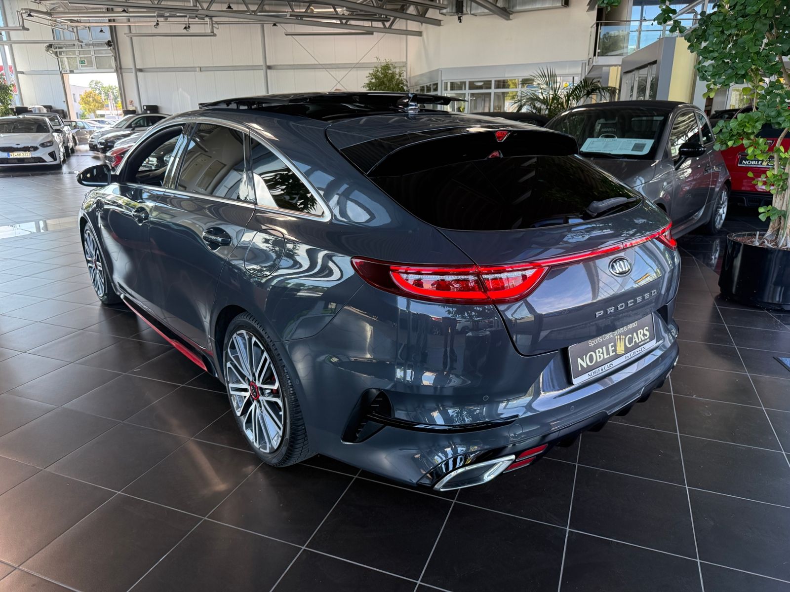 Fahrzeugabbildung Kia ProCeed GT PANO AHK LED NAVI