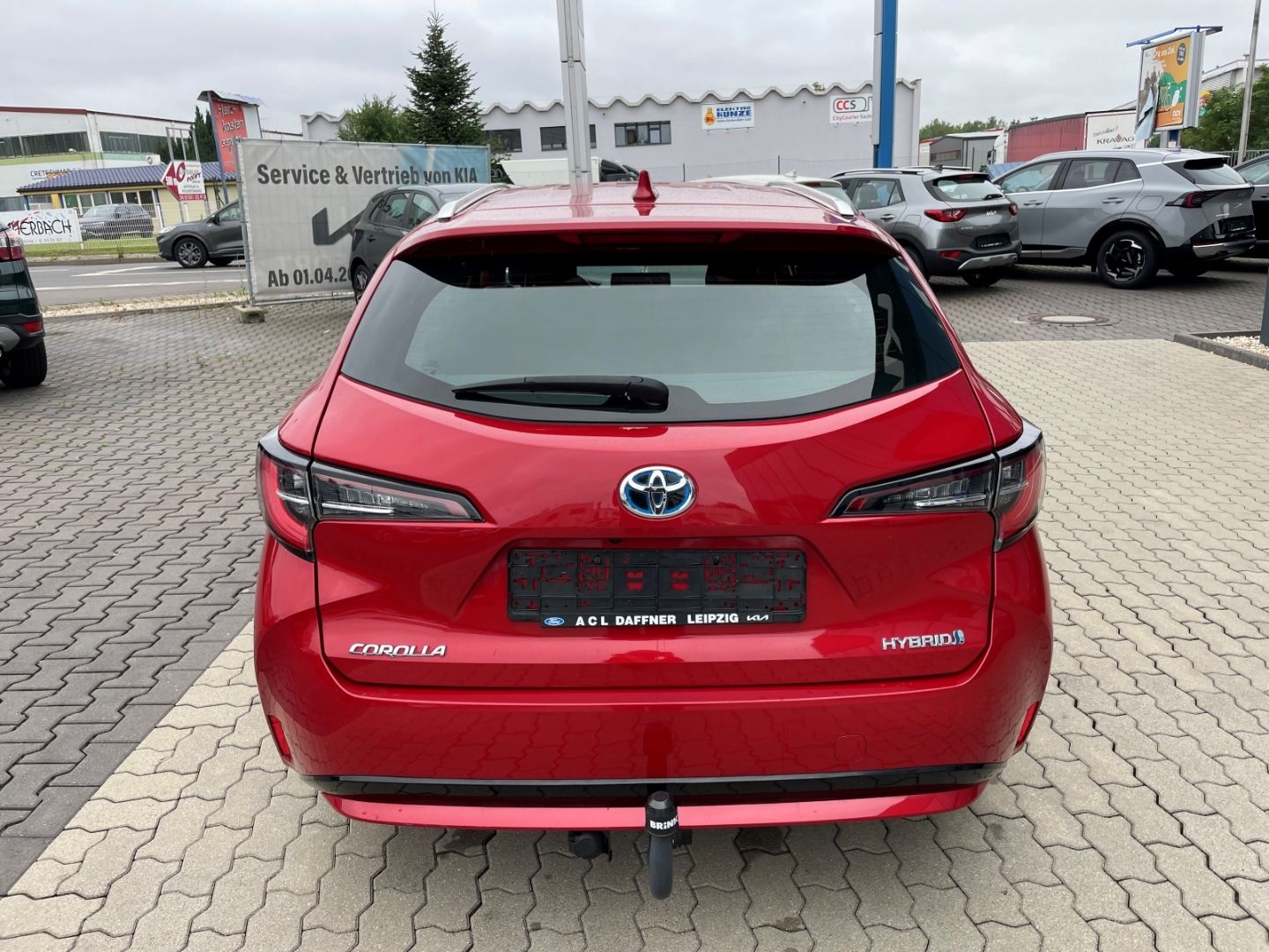 Fahrzeugabbildung Toyota Corolla Hybrid LED Verkehrszeichenerk HeadUpDis