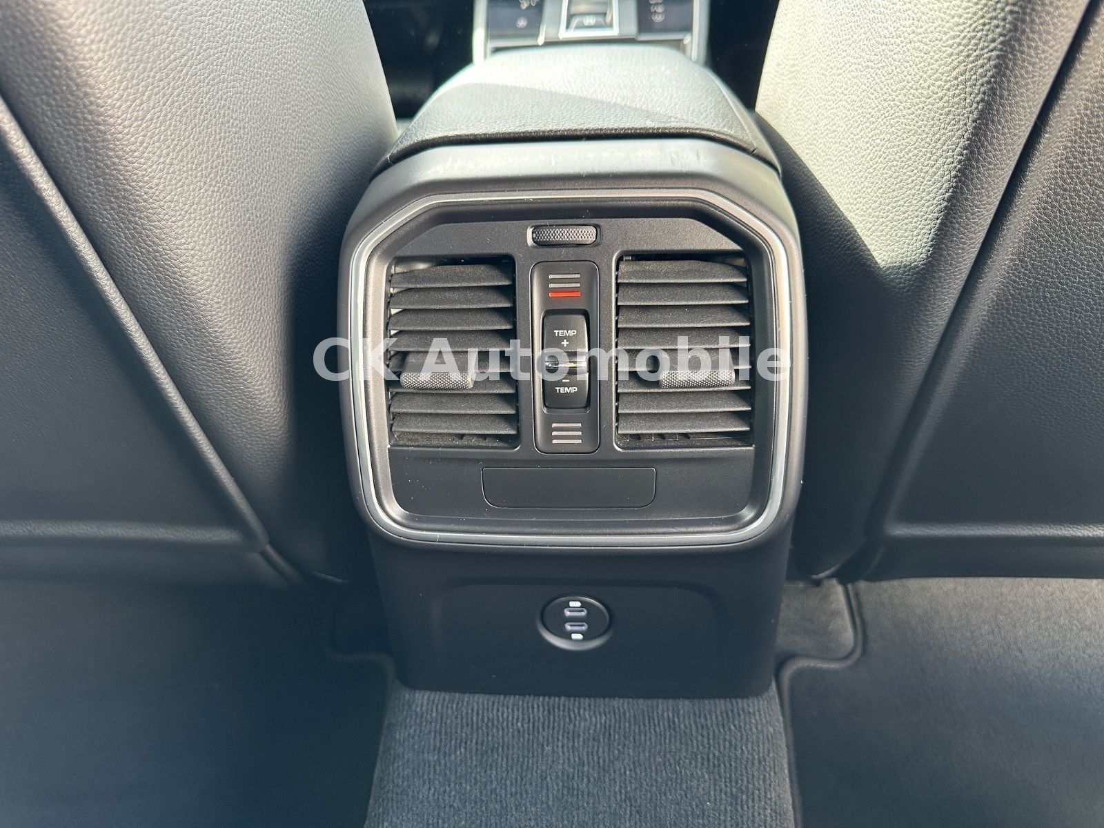 Fahrzeugabbildung Porsche Macan S Car Connect/Navi/LED/BOSE/Kamera/AHK