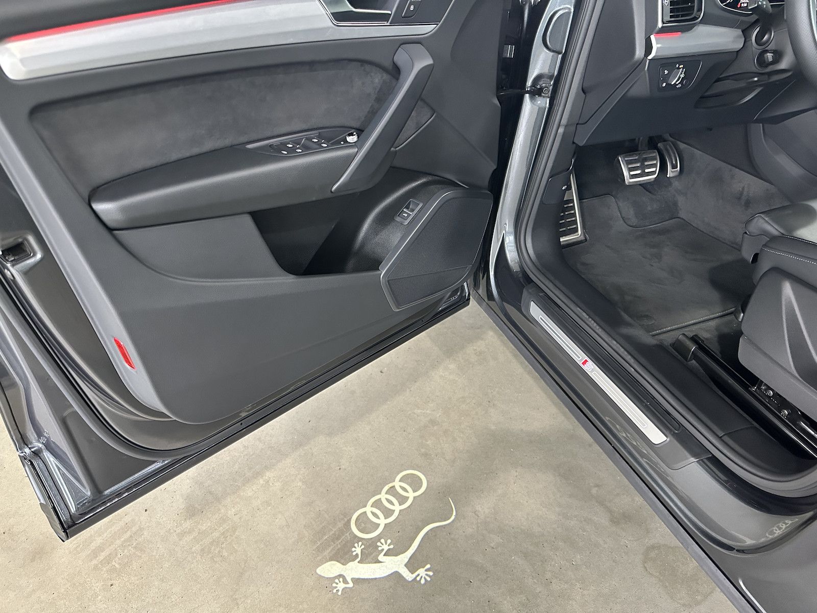 Fahrzeugabbildung Audi Q5 Sportback 40 TDI S line/Pano/Raute/Matrix/21