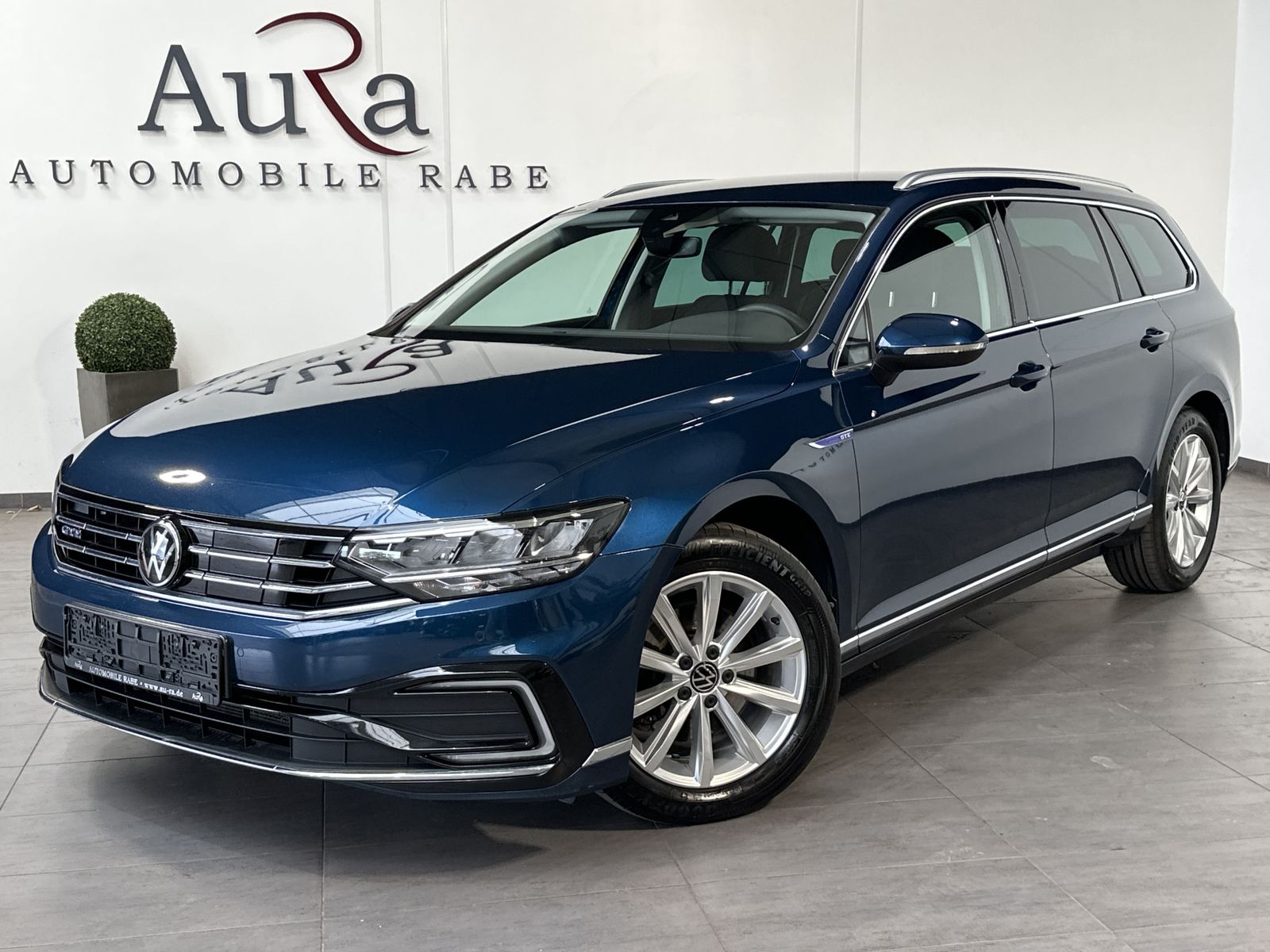 Fahrzeugabbildung Volkswagen Passat Variant 1.4 TSI DSG GTE NAV+LED+ACC+VCOCK