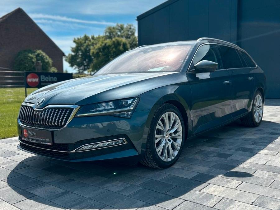 Skoda Superb Combi Premium Edition