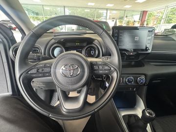 Toyota Yaris - 12