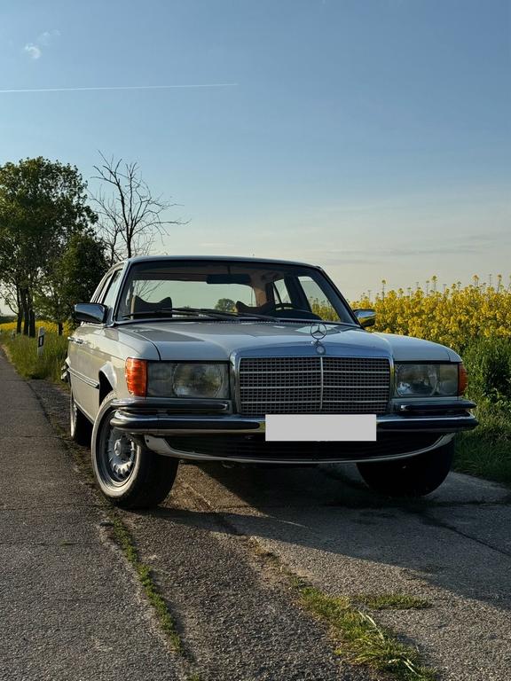 Mercedes-Benz 280
