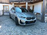 BMW iX1 xDrive30 - - BMW iX1 von privat