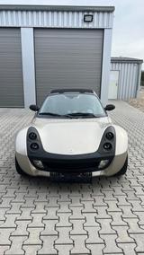 Smart Roadster 0.7 Turbo - mit Benzin-Antrieb: Beige, Schiebedach, Cabrio