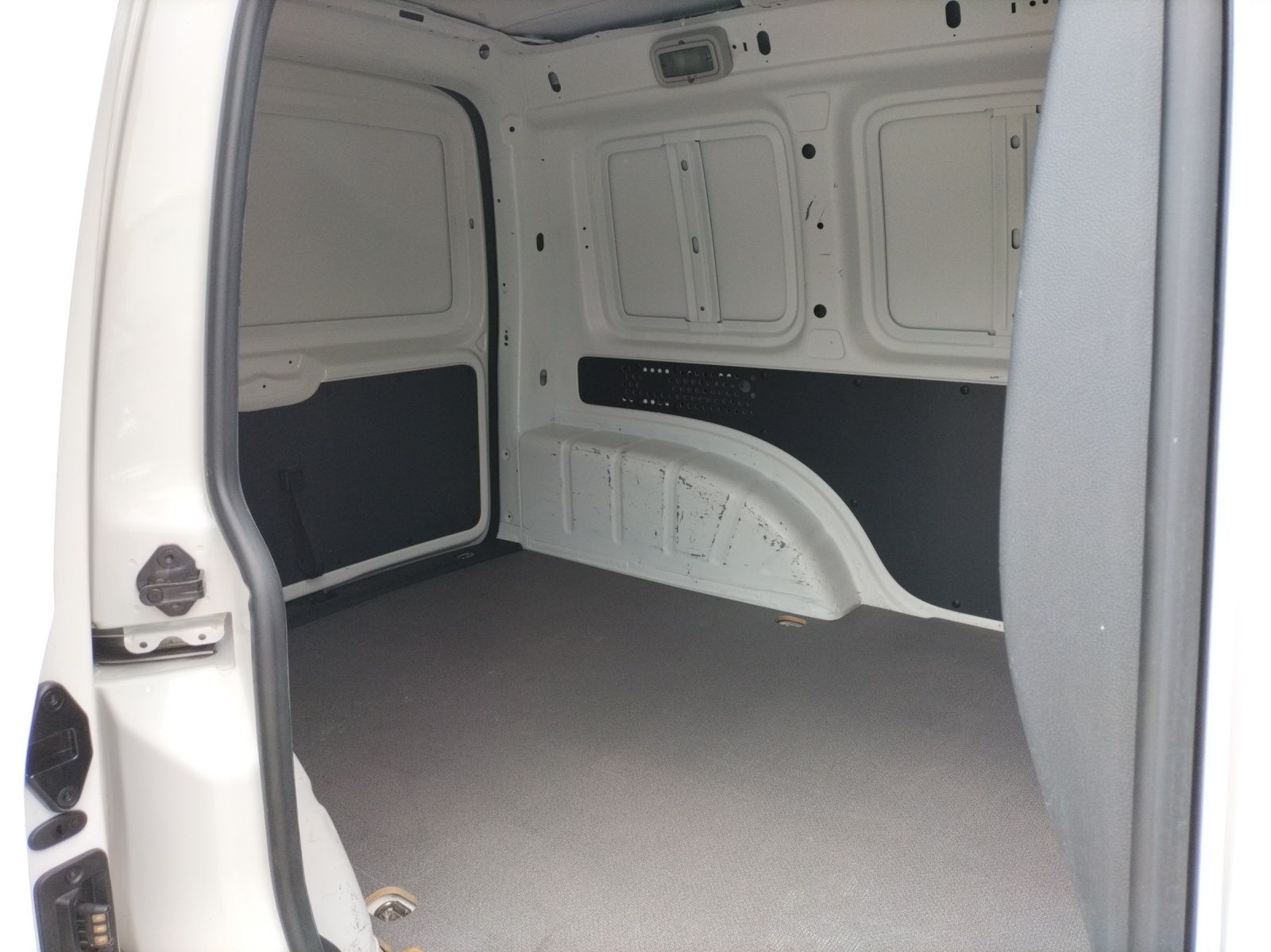 Fahrzeugabbildung Volkswagen Caddy Kasten TSI elektr. FH, elektr. Spiegel