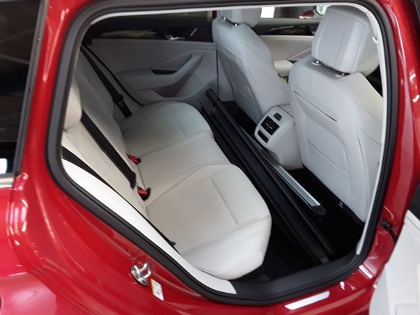 Volkswagen Passat Variant - Bild 7