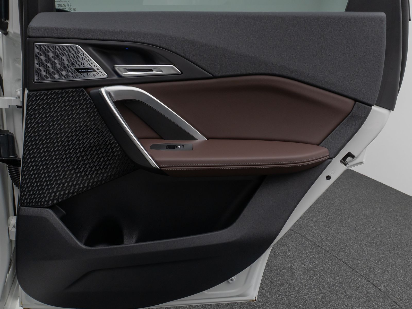 Fahrzeugabbildung BMW X1 xD30e M Sport Panorama 360°HUD DAB H/K AHK