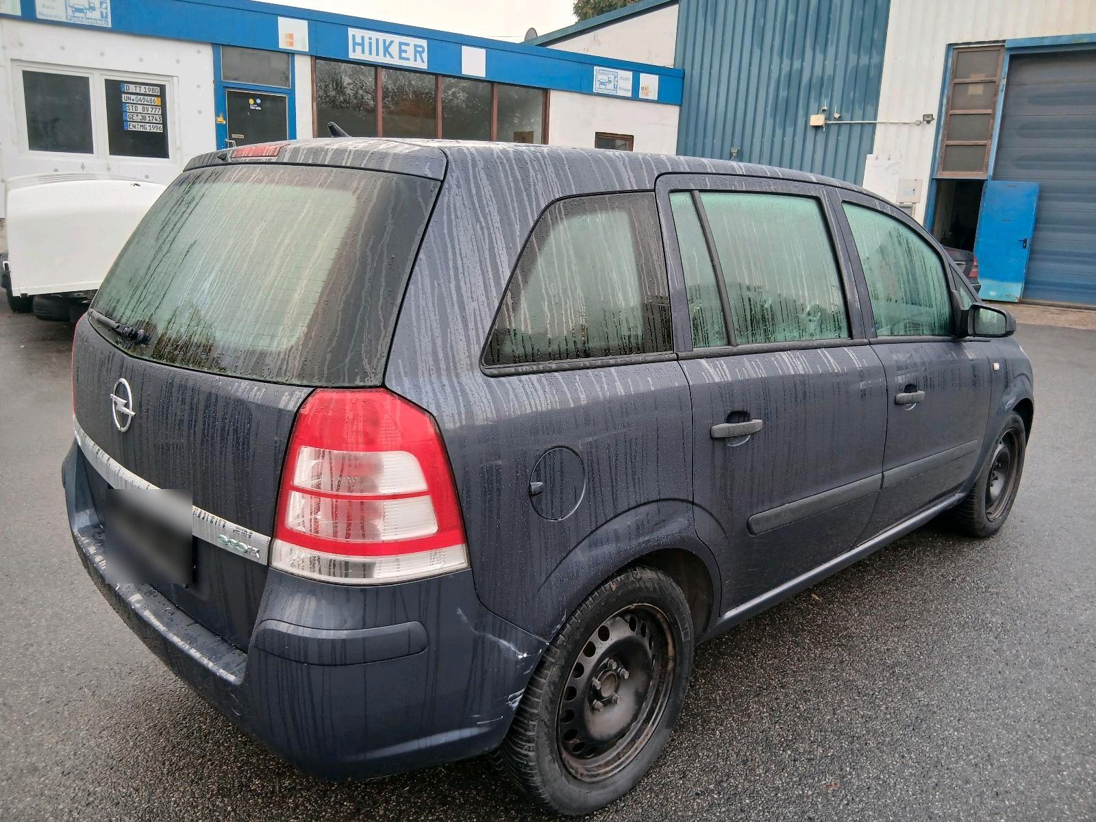 Opel Zafira 2009 — photo 5