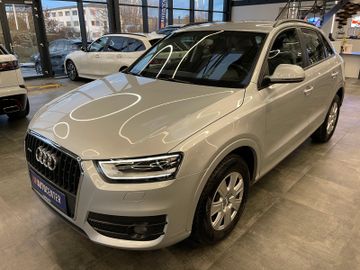 Audi Q3 2.0 TFSI quattro *1.HAND*AHK*BI-XENON*PDC*