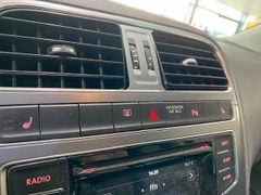 Fahrzeugabbildung Volkswagen Polo V Allstar 1.0 5tü. SHZ/PDC/ALU/TEMPOMAT/