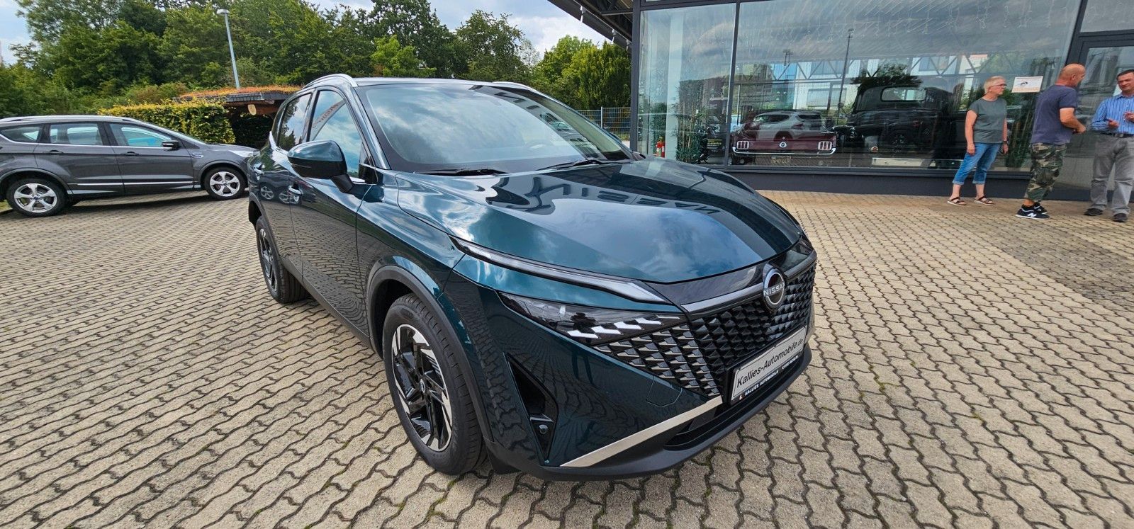 Fahrzeugabbildung Nissan Qashqai 1.3 DIG-T MHEV Xtronic N-Connecta MY2024