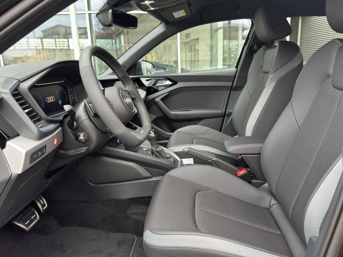 Fahrzeugabbildung Audi A1 allstreet 35 TFSI S tronic, S Line, Kamera, O