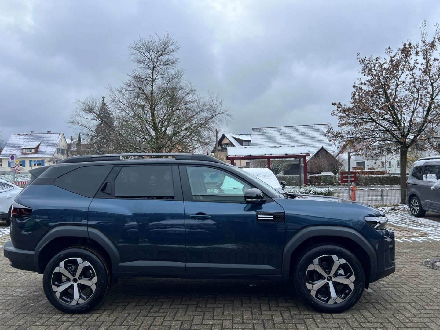 Fahrzeugabbildung Dacia Bigster TCe 140 Journey Navi Digitales Cockpit L