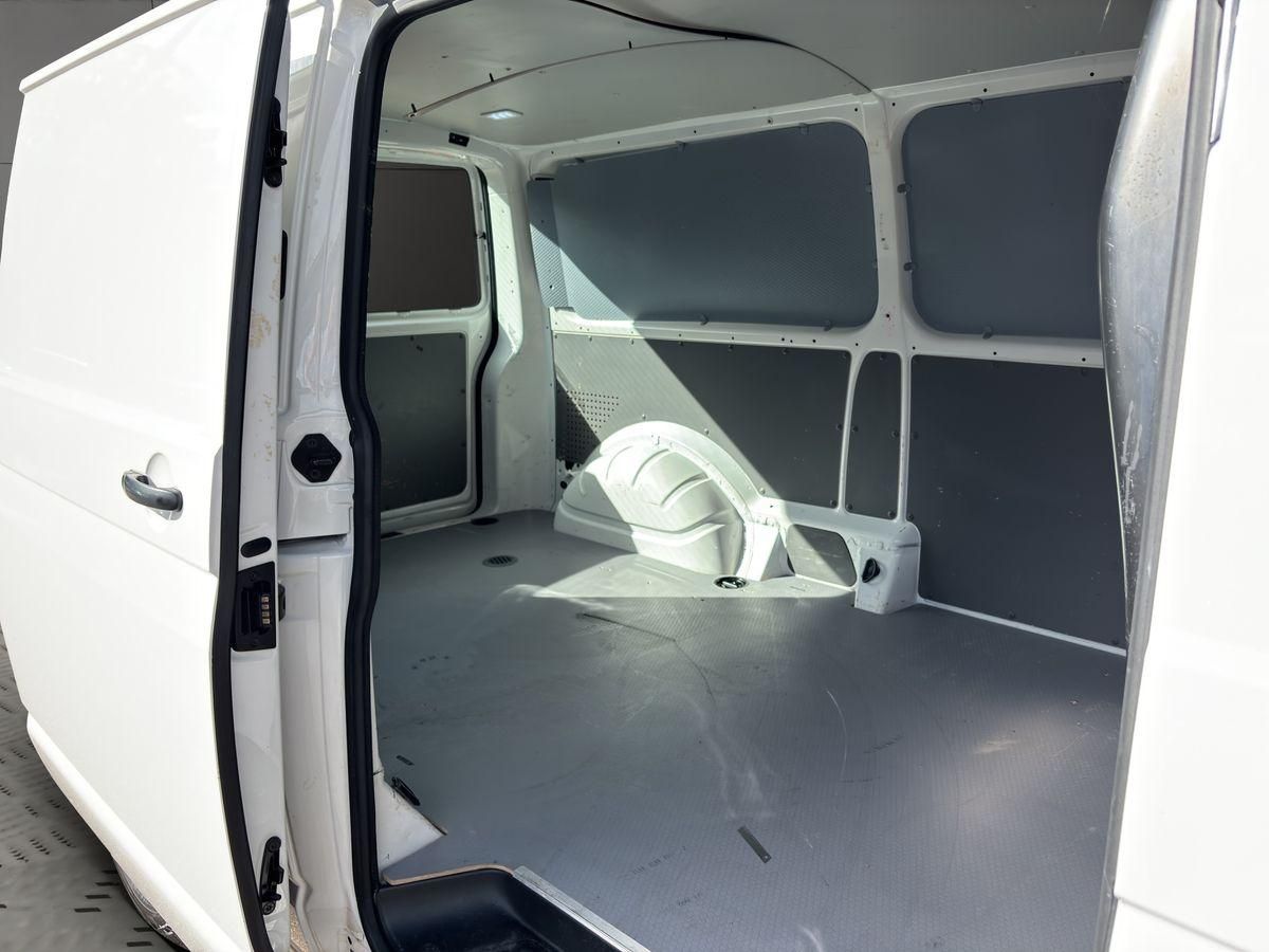 T6.1 Transporter Kasten lang 2.0 TDI AHK KLIMA P
