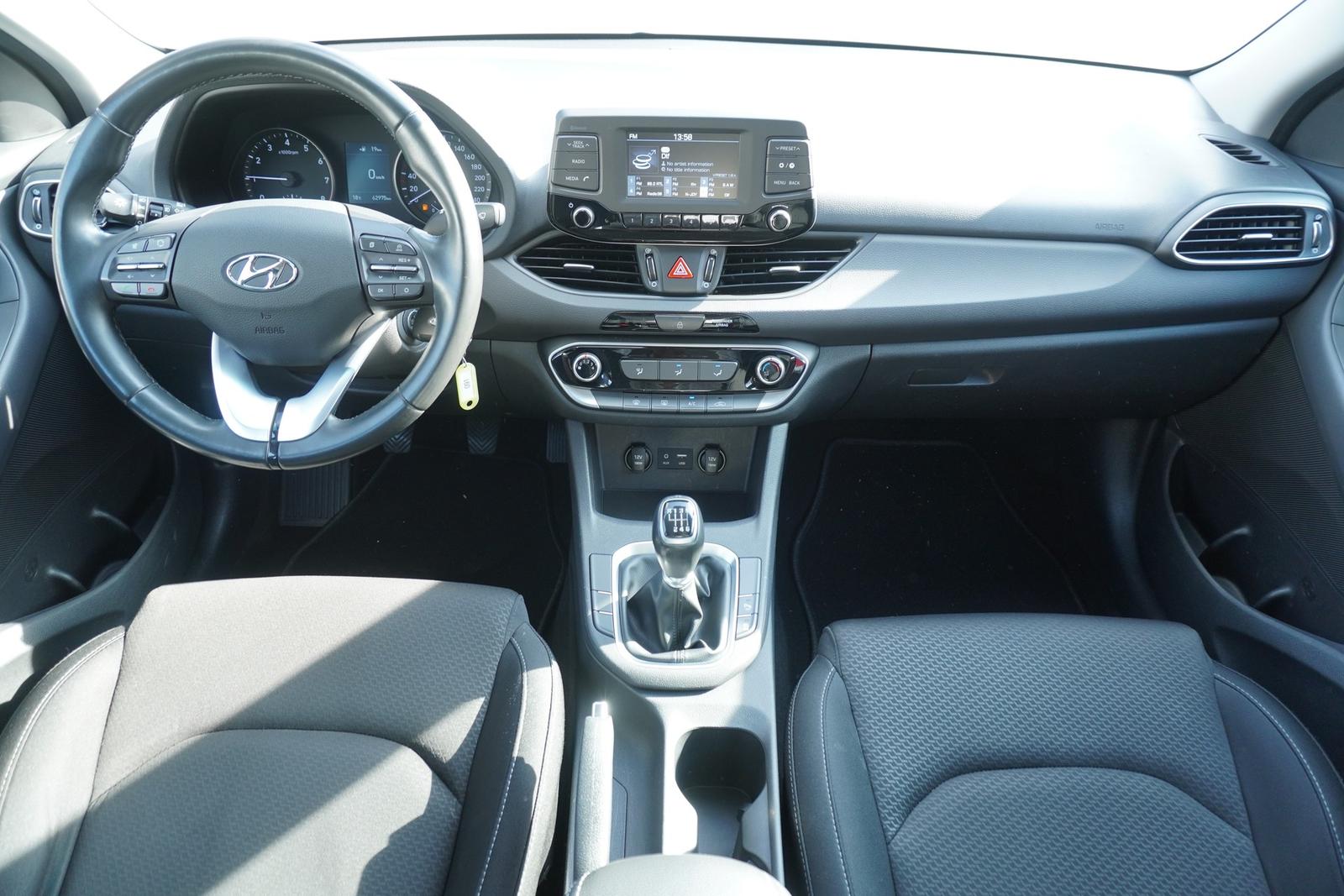 Hyundai i30 Fastback 1.0 T-GDI Trend Sitzheizung PDC USB