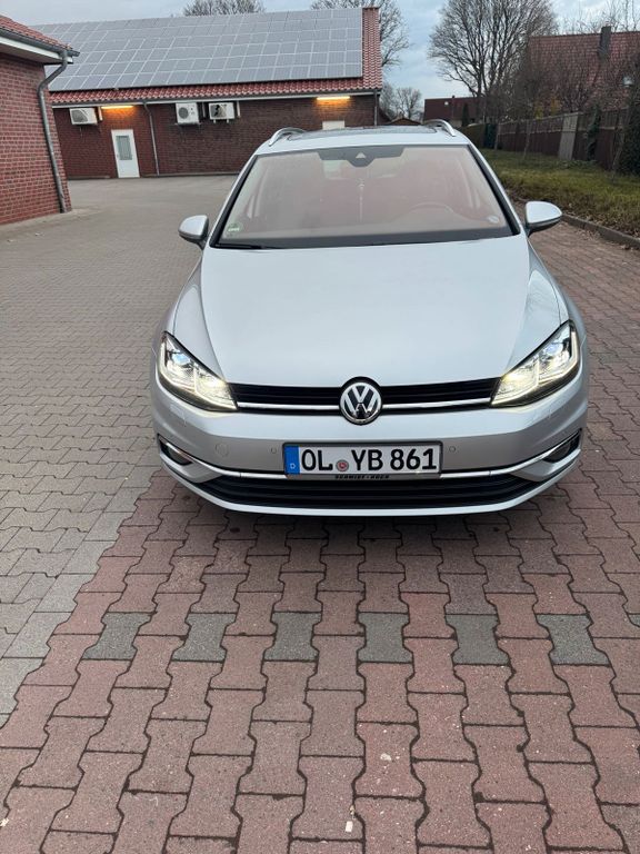 Image of Volkswagen Golf