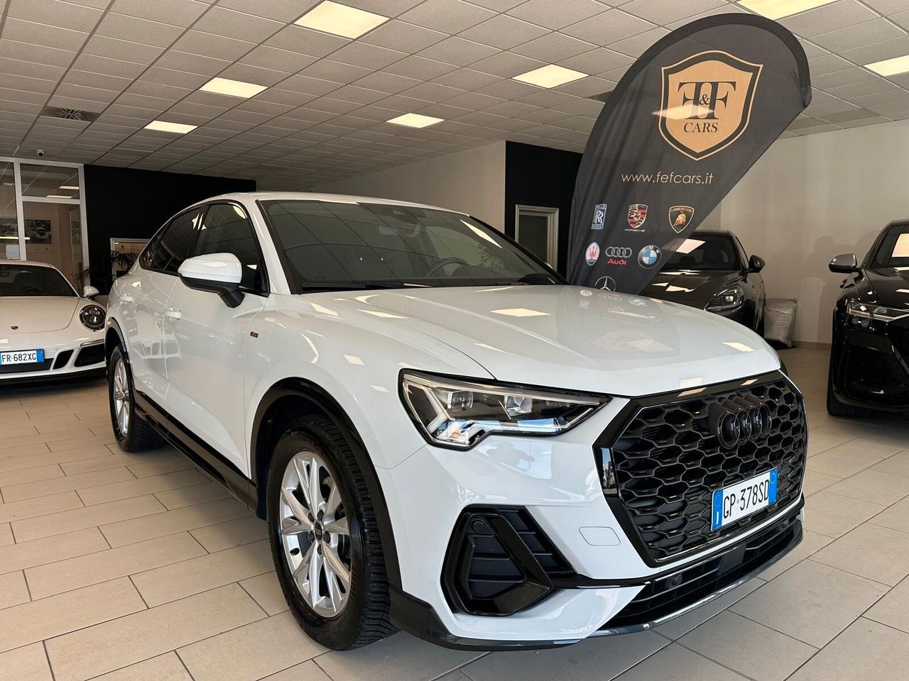 Audi Q3 SPB 35 TDI S tronic line edition Interno imagem 3