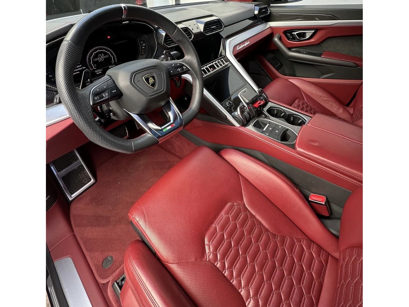Lamborghini Urus 4.0 V8 Auto./PANO/22/360°/HUD/CARBON/VOLL imagem 3