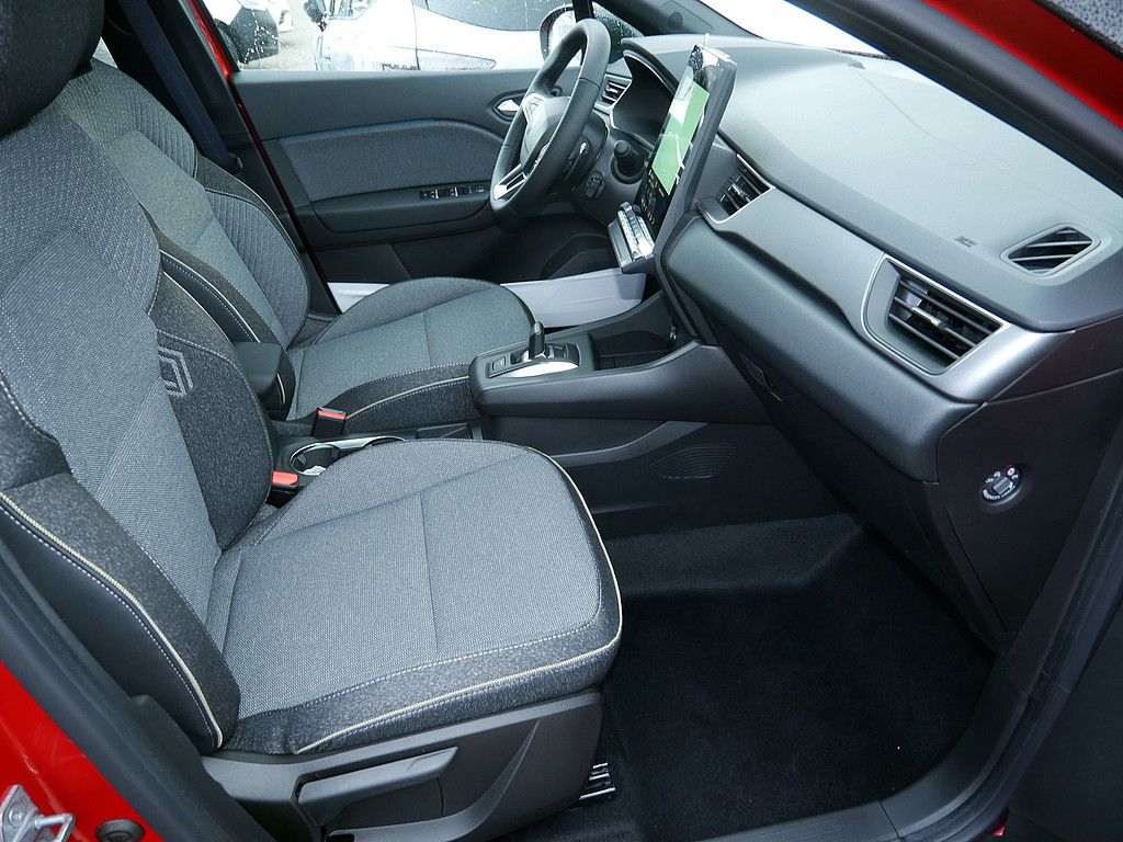 Fahrzeugabbildung Renault Captur Techno TCe 140 EDC Mild Hybrid