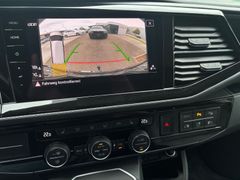 Fahrzeugabbildung Volkswagen T6.1 Transporter Multivan 4MOTION Highline-NP91