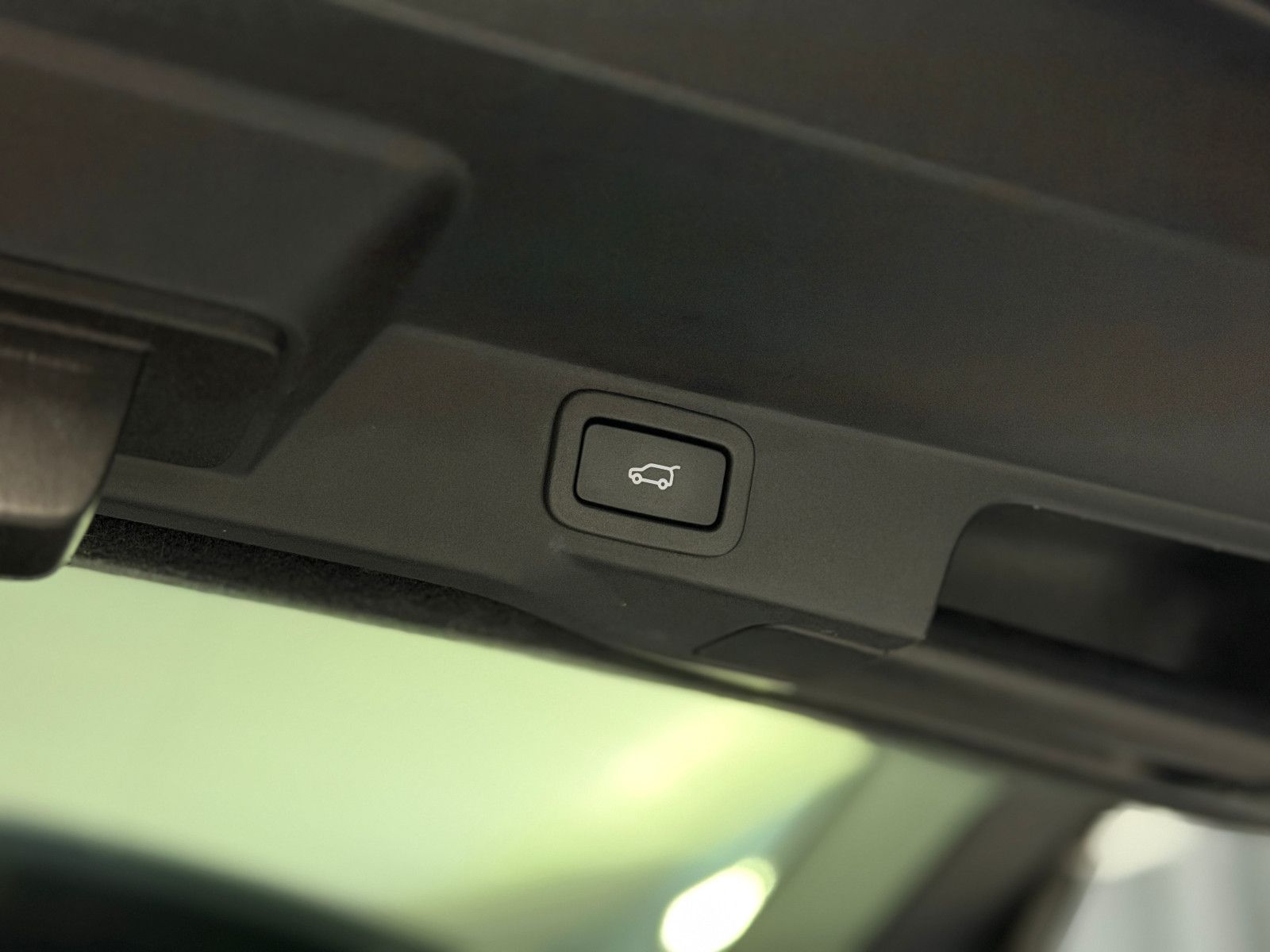 Fahrzeugabbildung Land Rover Range Rover Sport HSE|MERIDIAN|PANO|AHK|LUFT